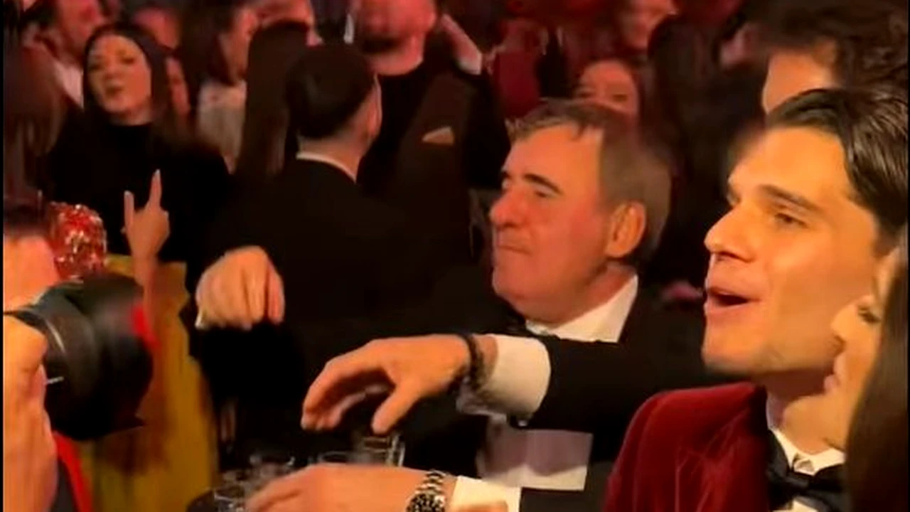 Gică Hagi, așa cum nu l-ai mai văzut! A început să sară în fața lui Horia Brenciu. Video