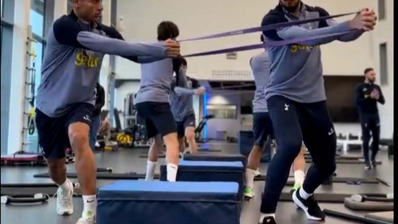 Radu Drăgușin i-a pus „probleme” lui Richarlison la primul antrenament la Tottenham. Video