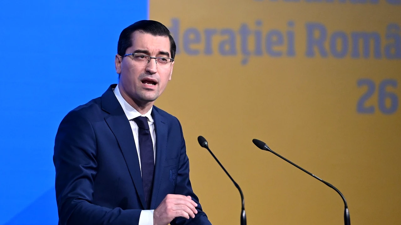 Revoluție în fotbalul din România. Burleanu împarte țara în regiuni și vrea „guvern local” în fiecare dintre ele. La ce plan de dezvoltare s-a gândit