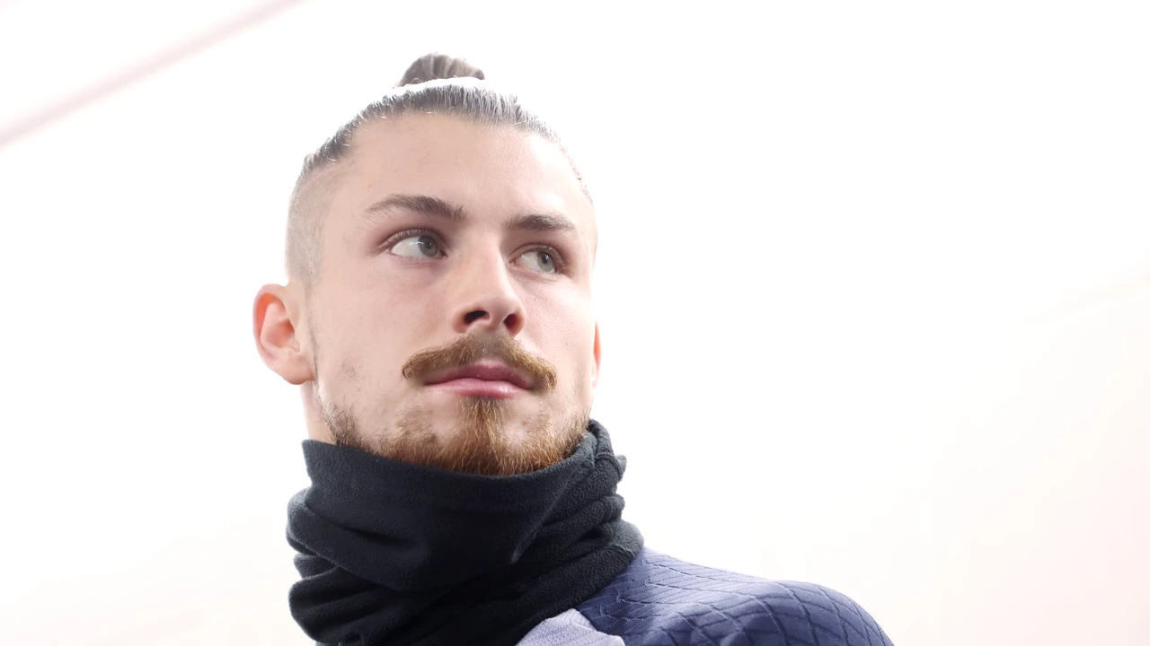 „Veți vedea asta încă din prima zi”. Tatăl lui Radu Drăgușin, interviu spectaculos în presa din Anglia, în ziua meciului Manchester United – Tottenham