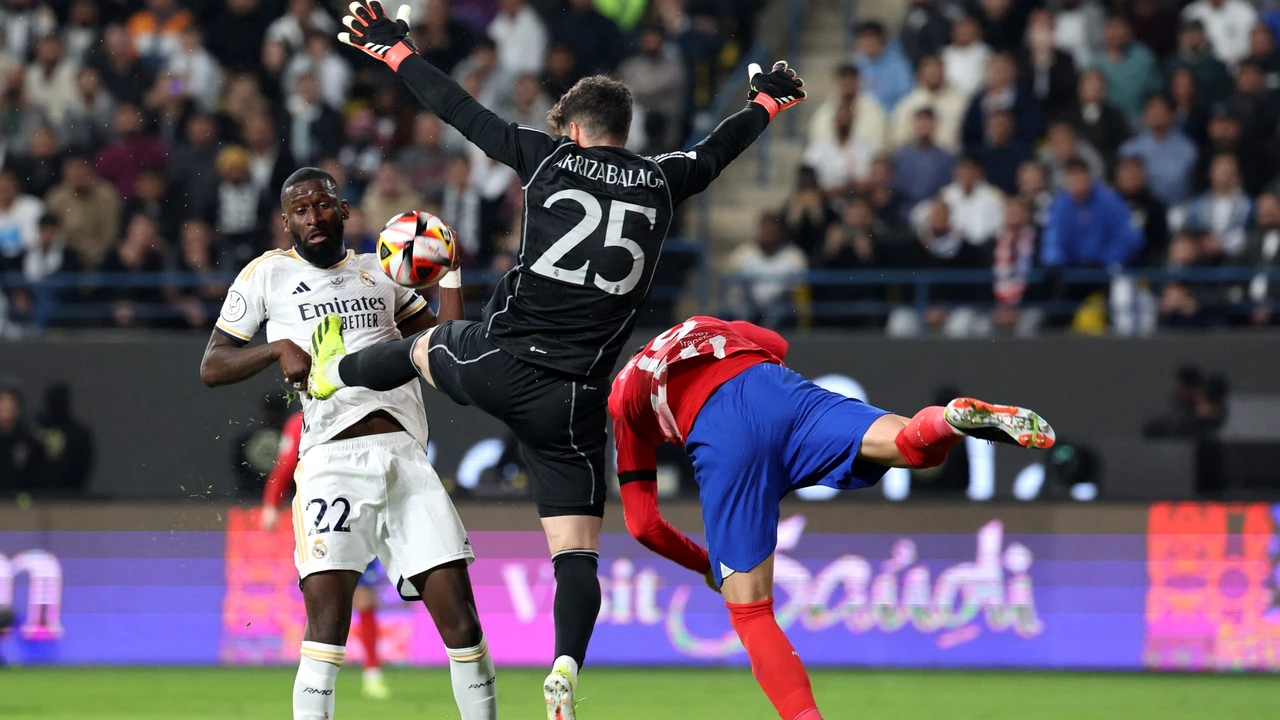 Meci de poveste: Real s-a calificat în finala Supercupei Spaniei, după 5-3 cu Atletico. Super-goluri și gafe pe bandă rulantă. VIDEO