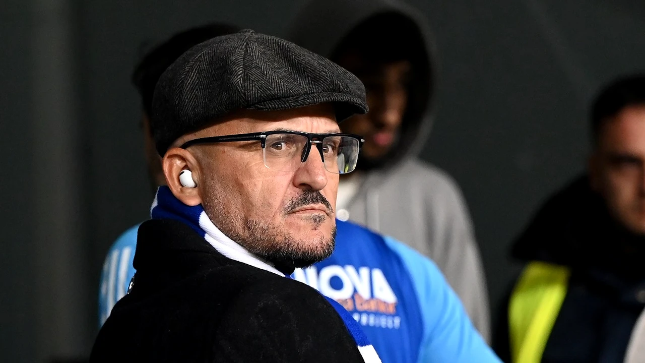 Scandal monstru la FCU Craiova. Adrian Mititelu, reclamat la poliție și acuzat că a vrut să-l bată pe un suporter: „S-a luat de Adiță pe Facebook!”