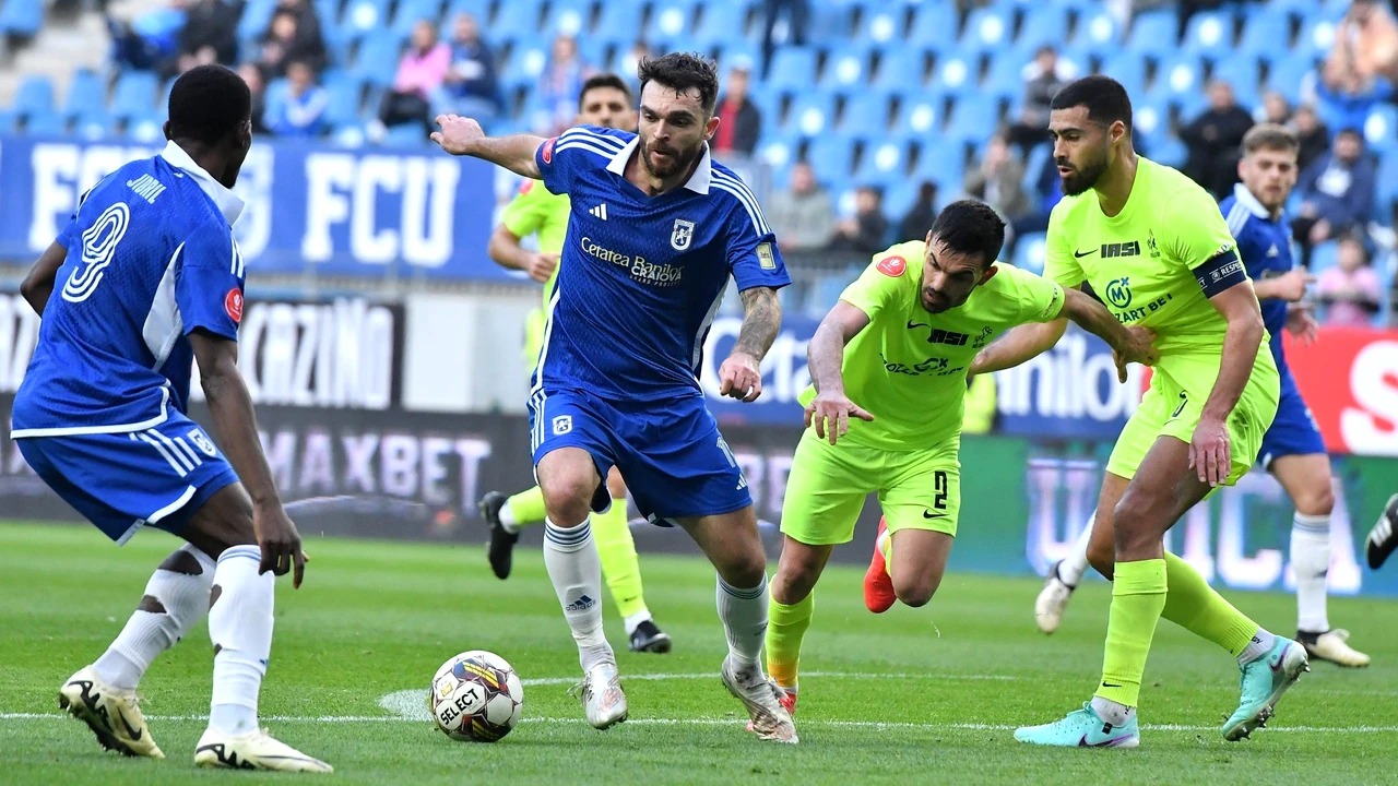 Se simte plecarea lui Vasilică? FCU Craiova a pierdut 2 jucători în 15 minute cu Poli Iași. Scene rare pe Oblemenco