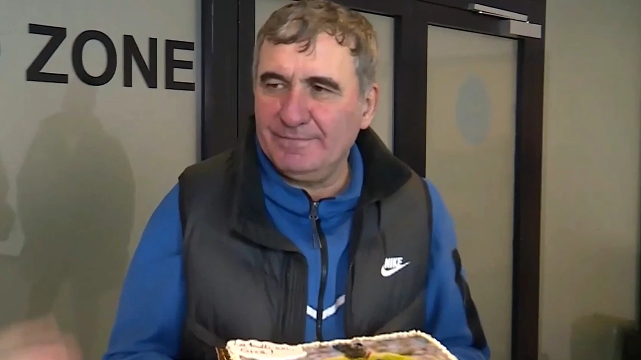 Hagi, aşteptat cu un tort după FCSB – Farul. Ce reacție a avut: “Aşa, să se vadă”