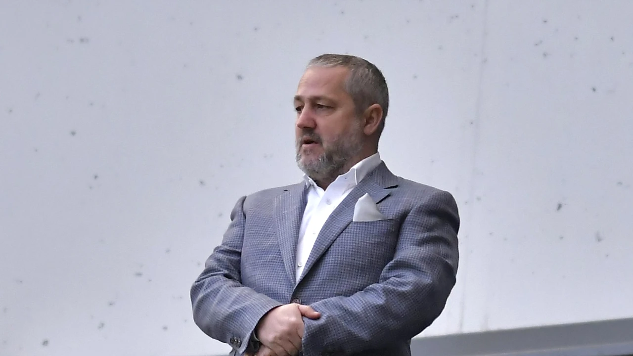 Patronul Mihai Rotaru, aspru criticat pentru strategia de la CSU Craiova: „Are niște șabloane din care nu iese! Asta lipsește echipei”