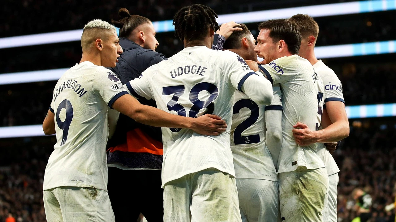 Presa din Anglia, reacție în forță după gestul lui Radu Drăgușin: „Demonstrează ce caracter are”