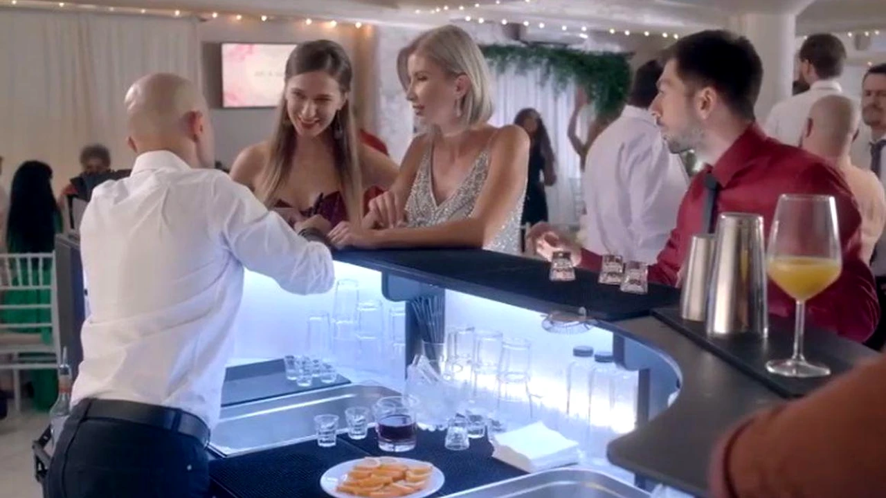 A știut în ce se bagă! Filmul în care joacă și femeia prinsă la hotel cu Marica a ajuns numărul 1 pe Netflix
