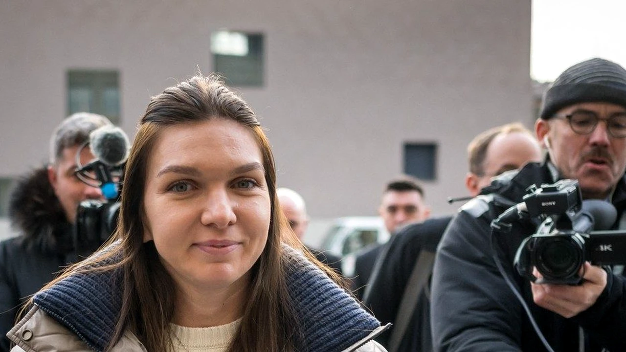 I-a afectat pauza de un an şi jumătate silueta? Fanii au remarcat „obrăjorii” Simonei Halep. Cum a apărut campioana din România în fața judecătorilor