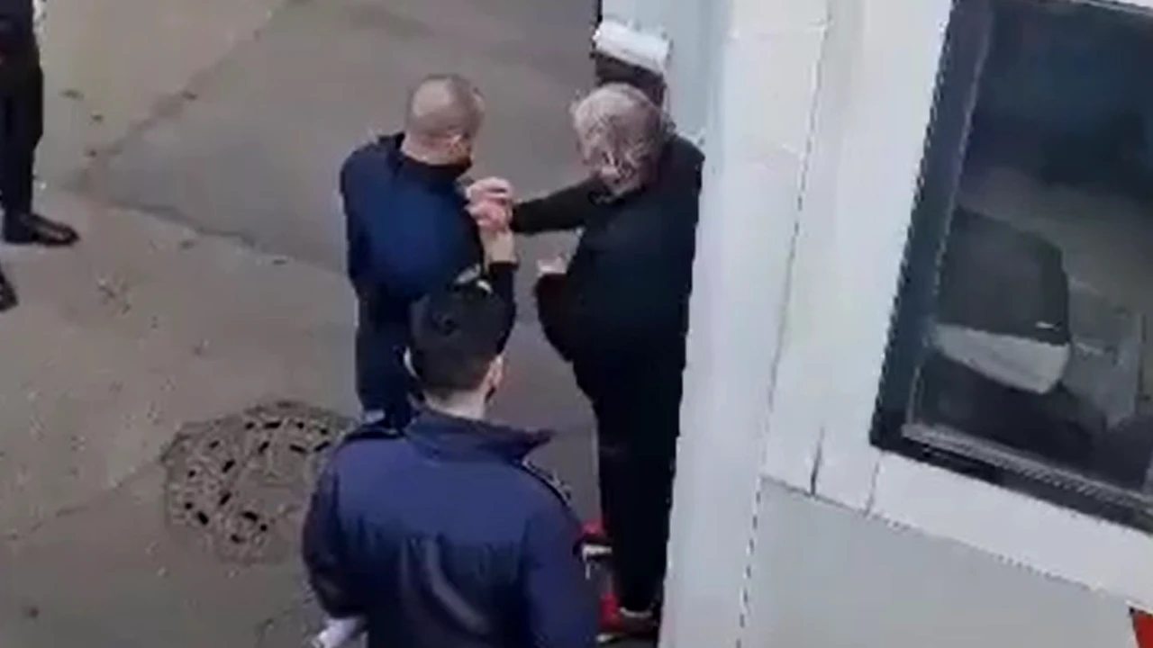 Dănuț Lupu, adus în cătușe la instanță. Cum arată fostul fotbalist după 5 luni de închisoare. Foto