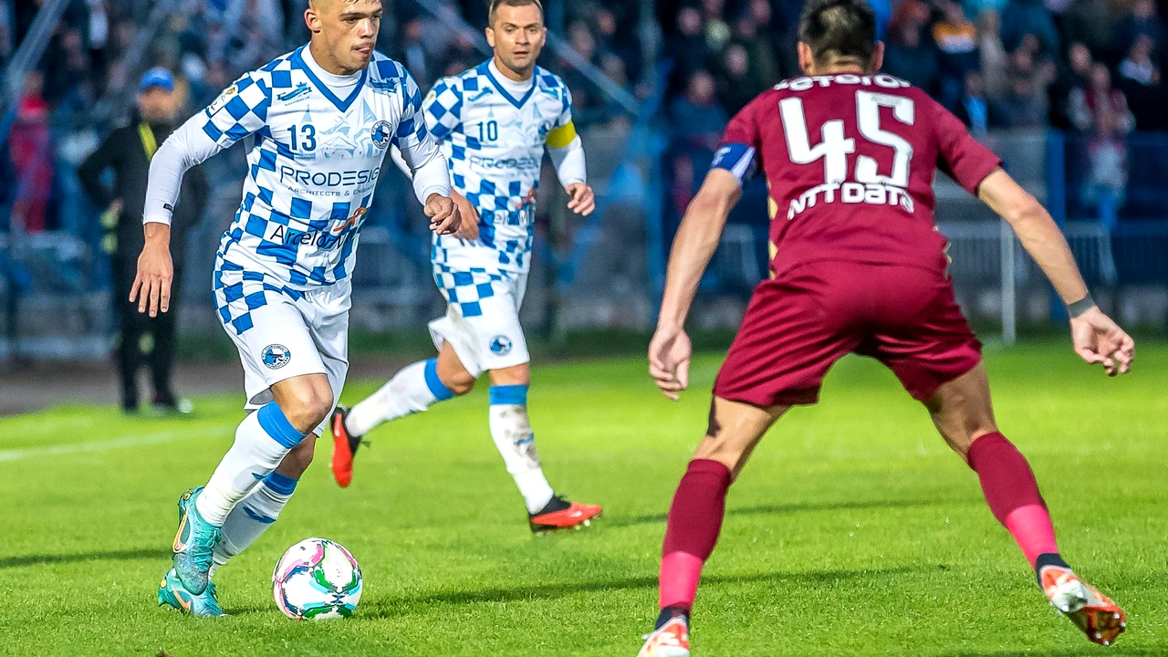 „Și dacă îmi zicea cineva să pariez cu el, că-mi dă 1 milion de euro, nu spuneam că o bate Corvinul cu 4-0 pe CFR Cluj”. Andone a rămas mască după șocul primăverii în România