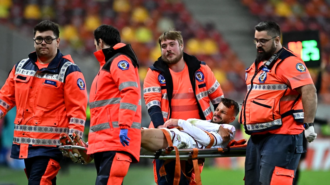 Dezastru pentru Rapid! Cât timp va sta pe „bară” Hromada