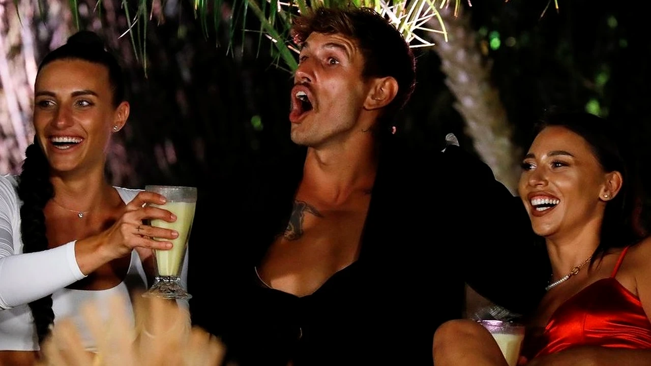 Suma uriașă pe care Alex Delea a primit-o pentru cele trei sezoane Survivor în care a apărut! Un român de rând nu câștigă atât într-o viață