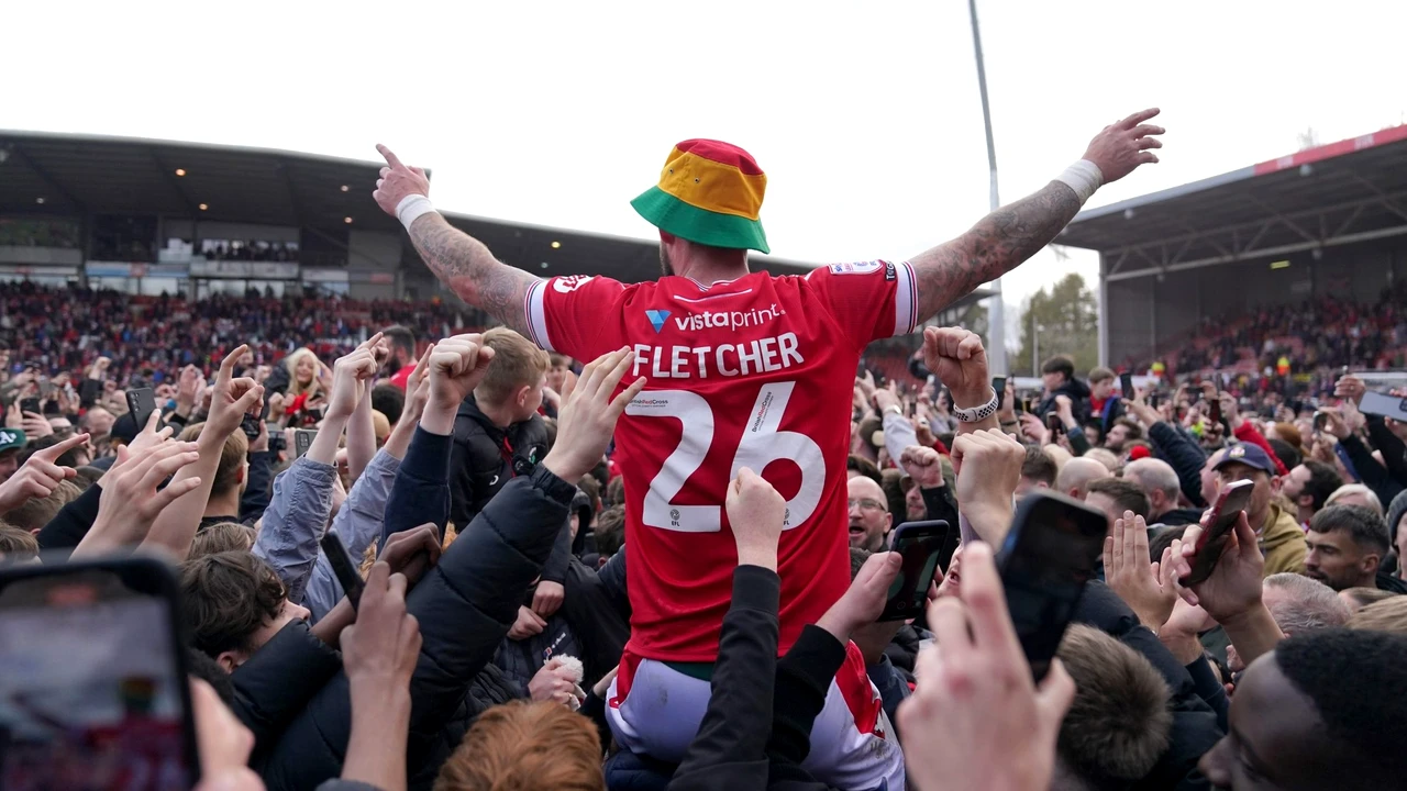 Senzația internetului a ajuns în liga a 3-a din Anglia! Scene fabuloase după promovarea lui Wrexham în League One