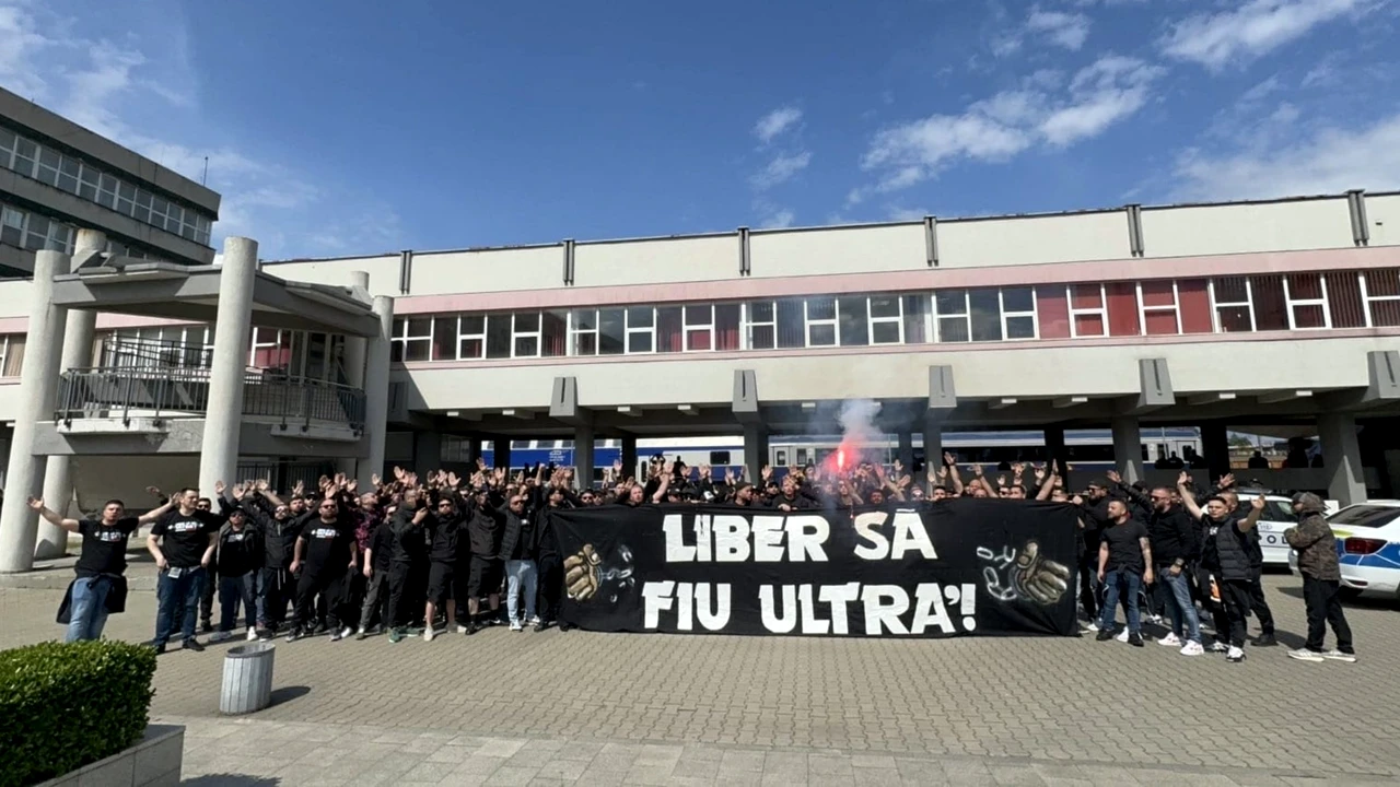 Ultrașii de la FCU Craiova și Dinamo și-au dat „întâlnire” în Bănie! Imagini neașteptate cu cele 2 galerii rivale