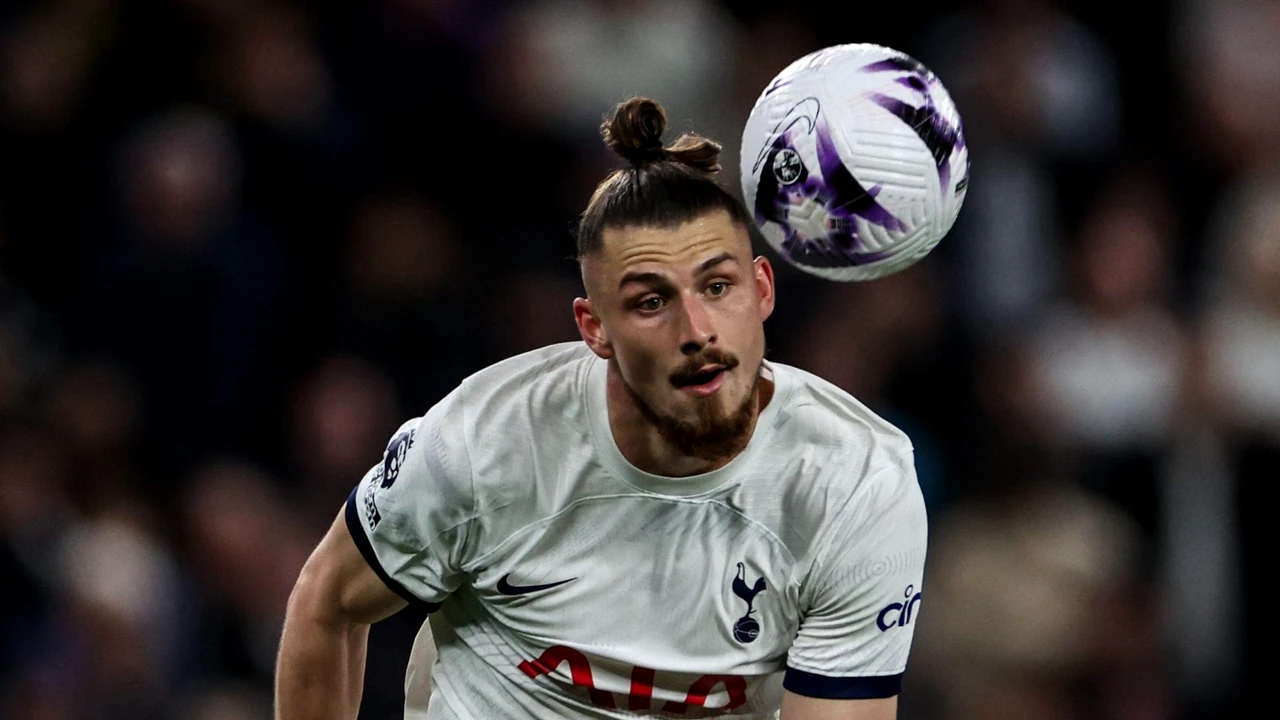 „Vă mulțumesc!”. Radu Drăgușin, mesaj de ultimă oră după finalul sezonului în Premier League