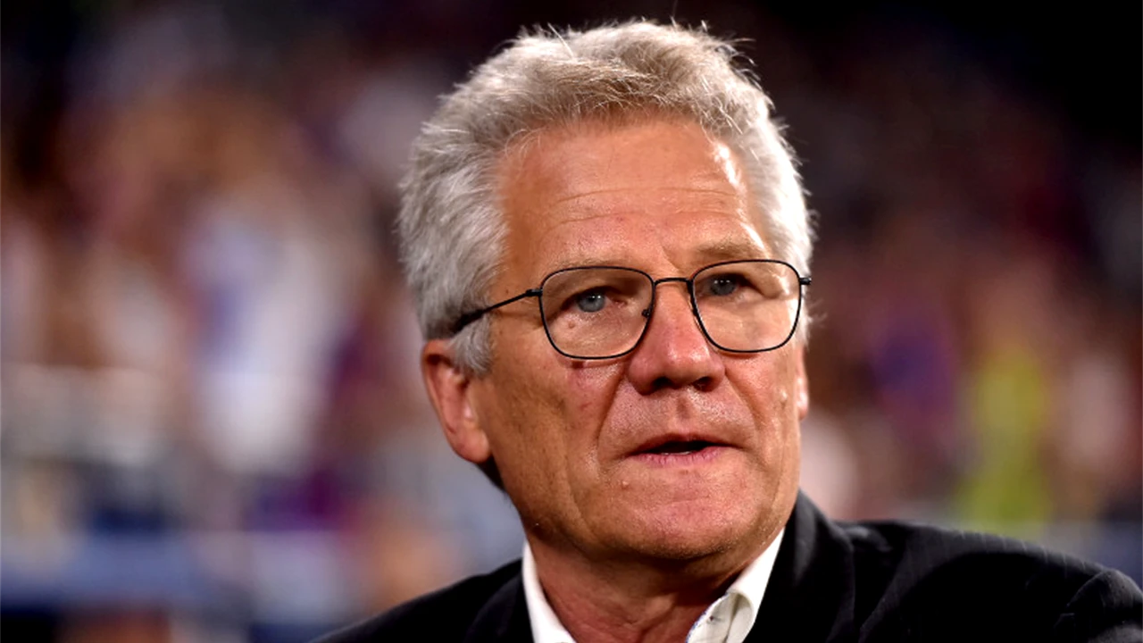 Un nume uriaș din fotbalul românesc ia în calcul revenirea lui Boloni pe banca României: ”Oricând”