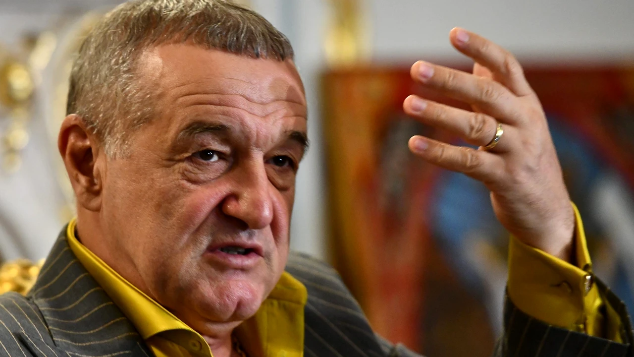 Toată lumea i-a spus să-l dea afară, Becali tocmai l-a chemat să-i mărească salariul și să semneze un nou acord! Surpriză uriașă la FCSB
