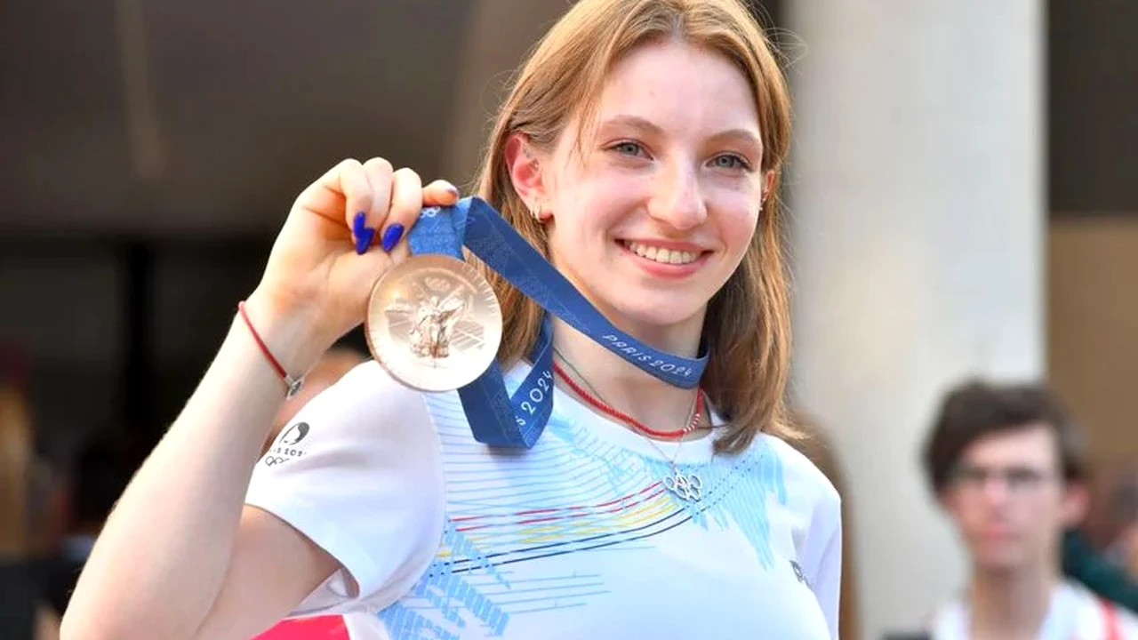 Uluitor! Cazul despre care nu s-a știut nimic. O comentatoare celebră din România este acuzată că a numit-o „jeg de om” pe Ana Maria Bărbosu. I s-a interzis să comenteze la Jocurile Olimpice
