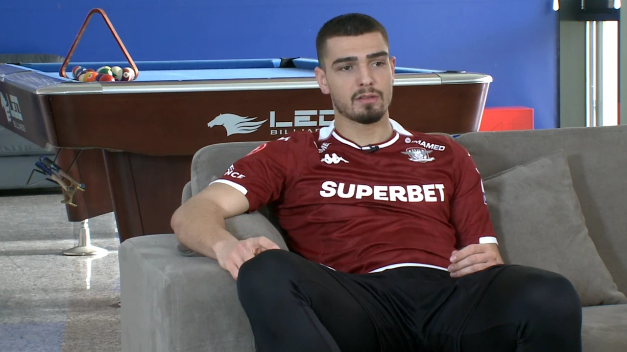 „Noroc sau povară cu tată fost fotbalist?”. Denis Ciobotariu a ”dat din casă”