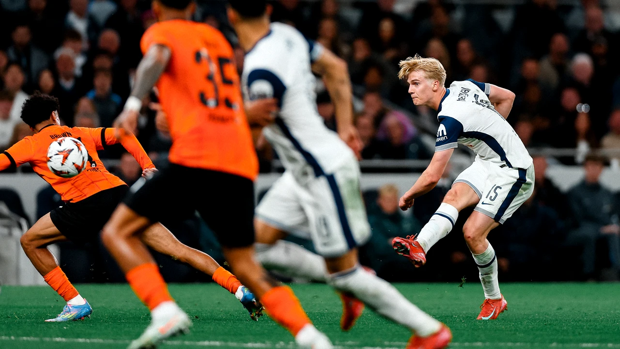 Rezultatele serii din Conference League și Europa League. United, ținută în „șah” de Lyon. Tottenham, remiză cu Frankfurt. Chelsea, drum liber spre semifinale