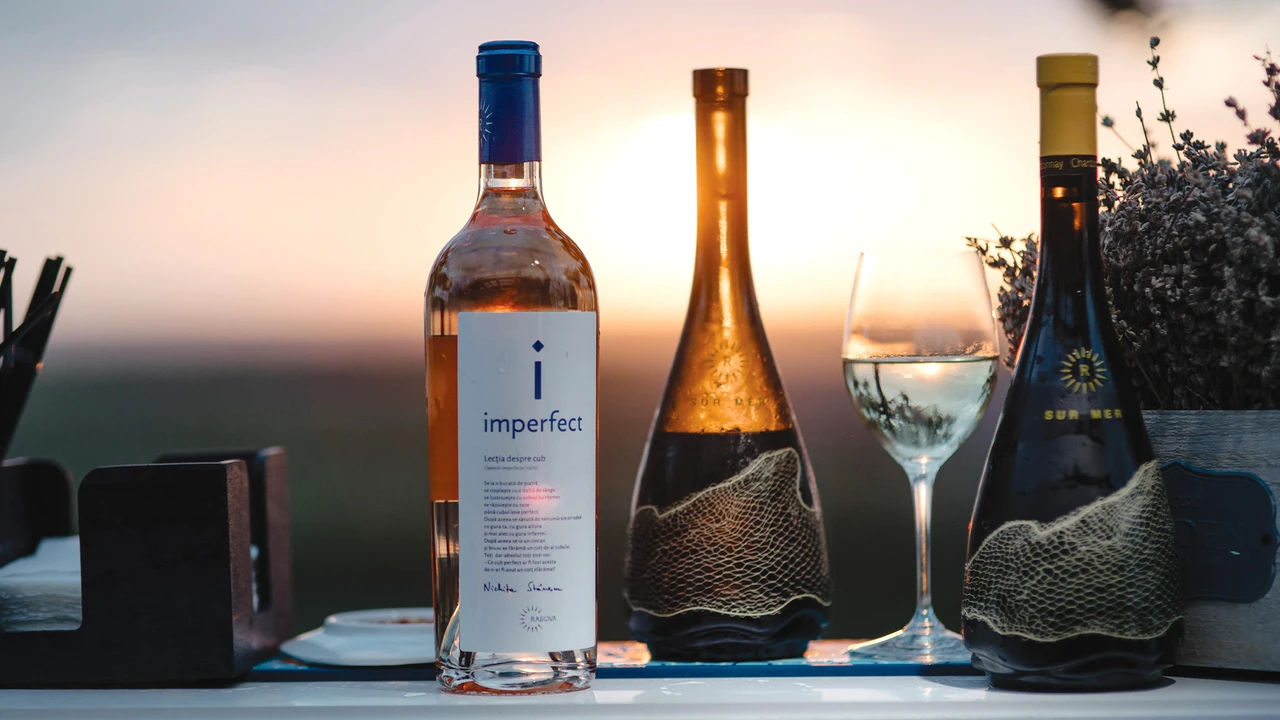 Tur, degustare și relaxare: experiența „Acasă la vin” by Unvinpezi.ro continuă la Crama Rasova (P)