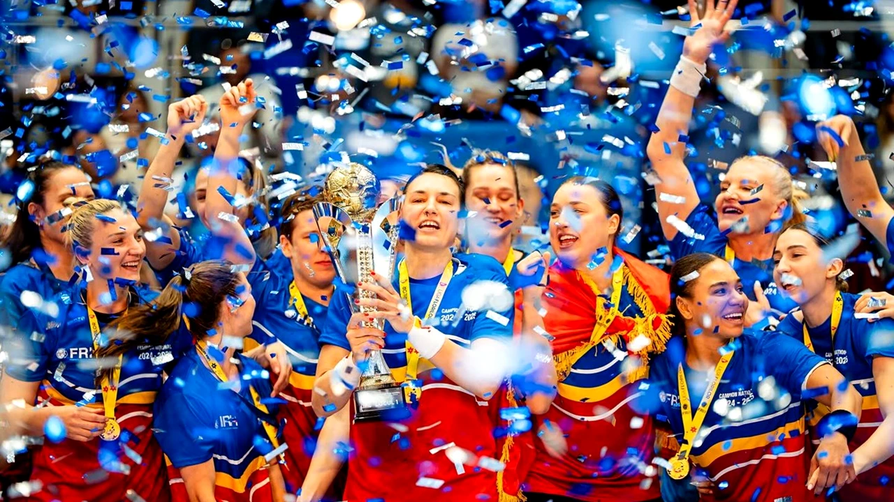 Cristina Neagu le-a mulţumit fanilor în genunchi pentru susţinerea din întreaga carieră, la ultimul meci pentru CSM București