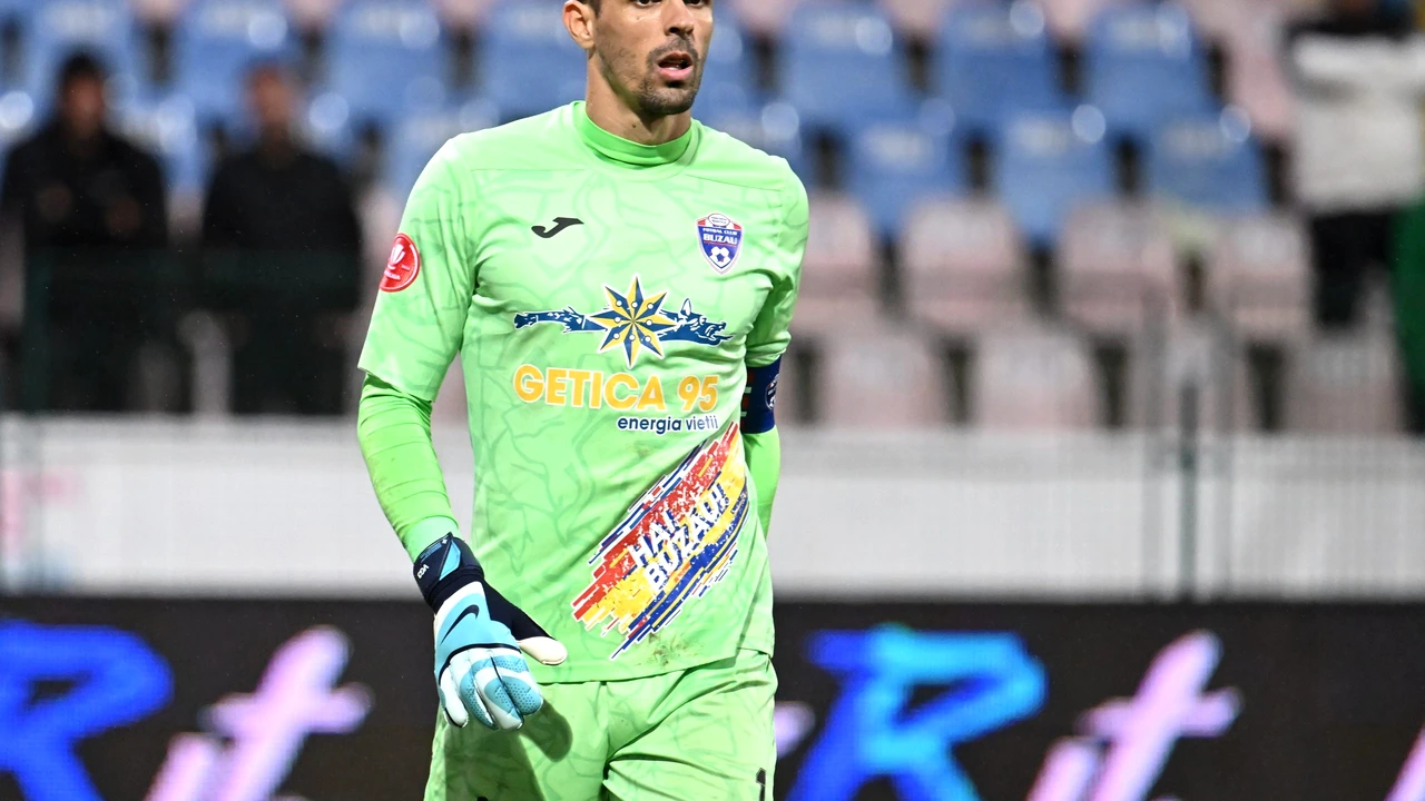 OFICIAL | David Lazar o lasă pe Universitatea Craiova după patru ani și semnează cu o nou-promovată în Superliga: „Bine ai venit”