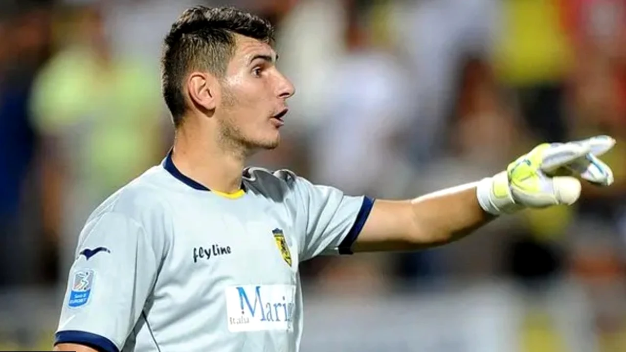 A vrut să se lase de fotbal, a jucat la Liga 2, iar acum a semnat cu o echipă din cupele europene