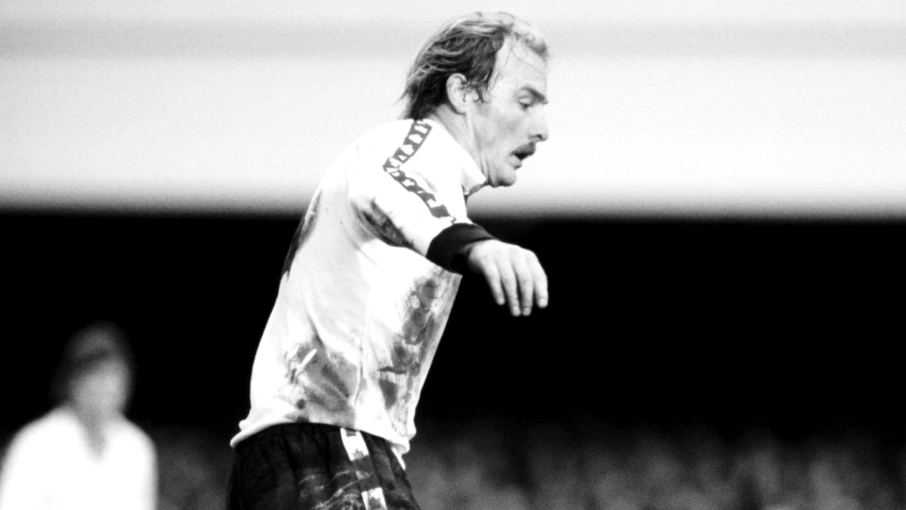 Doliu în fotbalul britanic! A murit fostul jucător de la Tottenham şi Leeds United