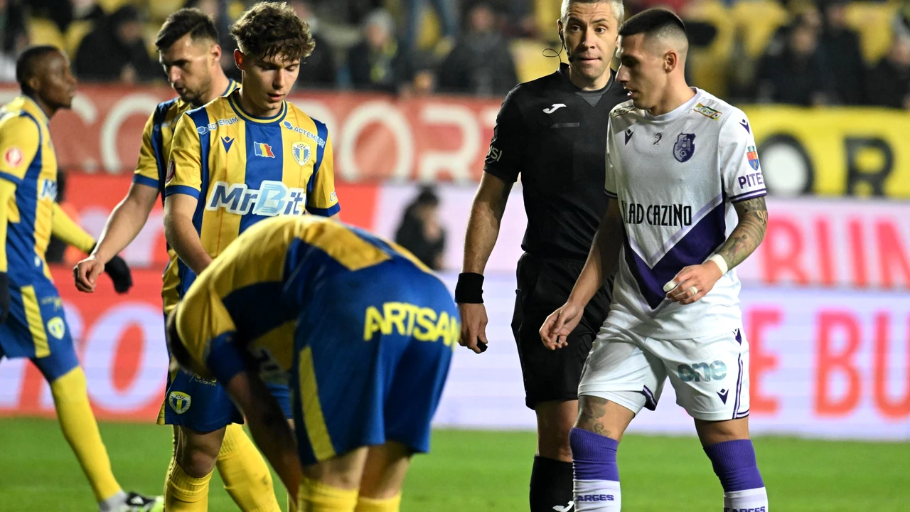 Vassaras i-a pus lui Dani Coman înregistrările audio din momentul gafei lui Radu Petrescu. Ce a discutat centralul cu cei din camera VAR