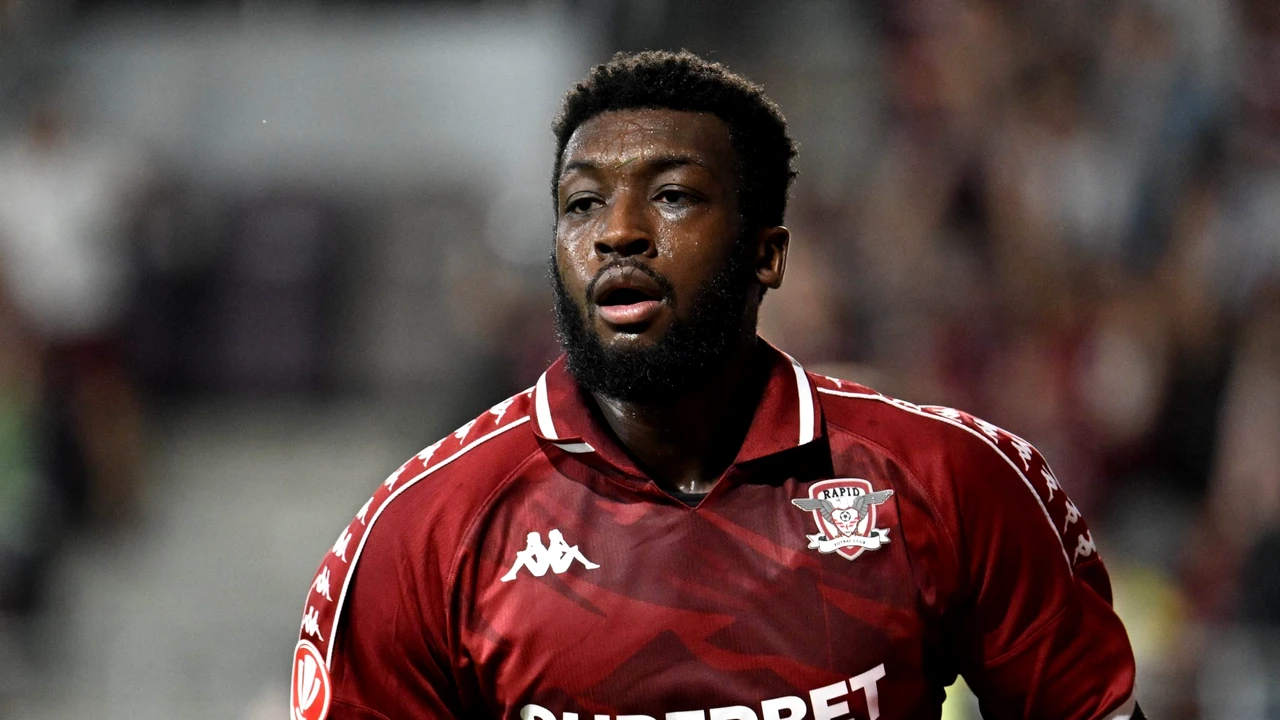 OFICIAL | Rapid s-a despărțit de „rebelul” exclus din lot de Gâlcă. Misiune „imposibilă” pentru atacant la noua echipă