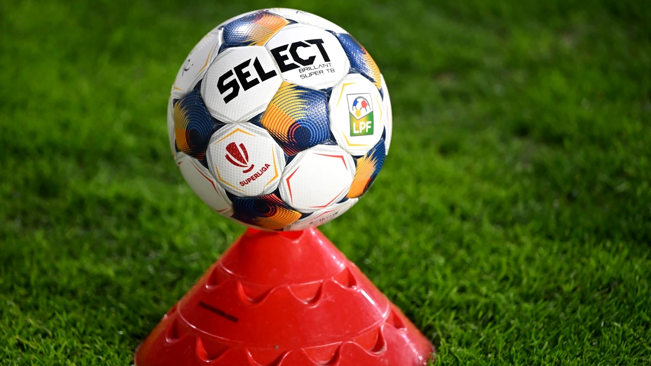 LPF a anunţat programul etapei a 4-a. Când se joacă CFR Cluj – Universitatea Cluj