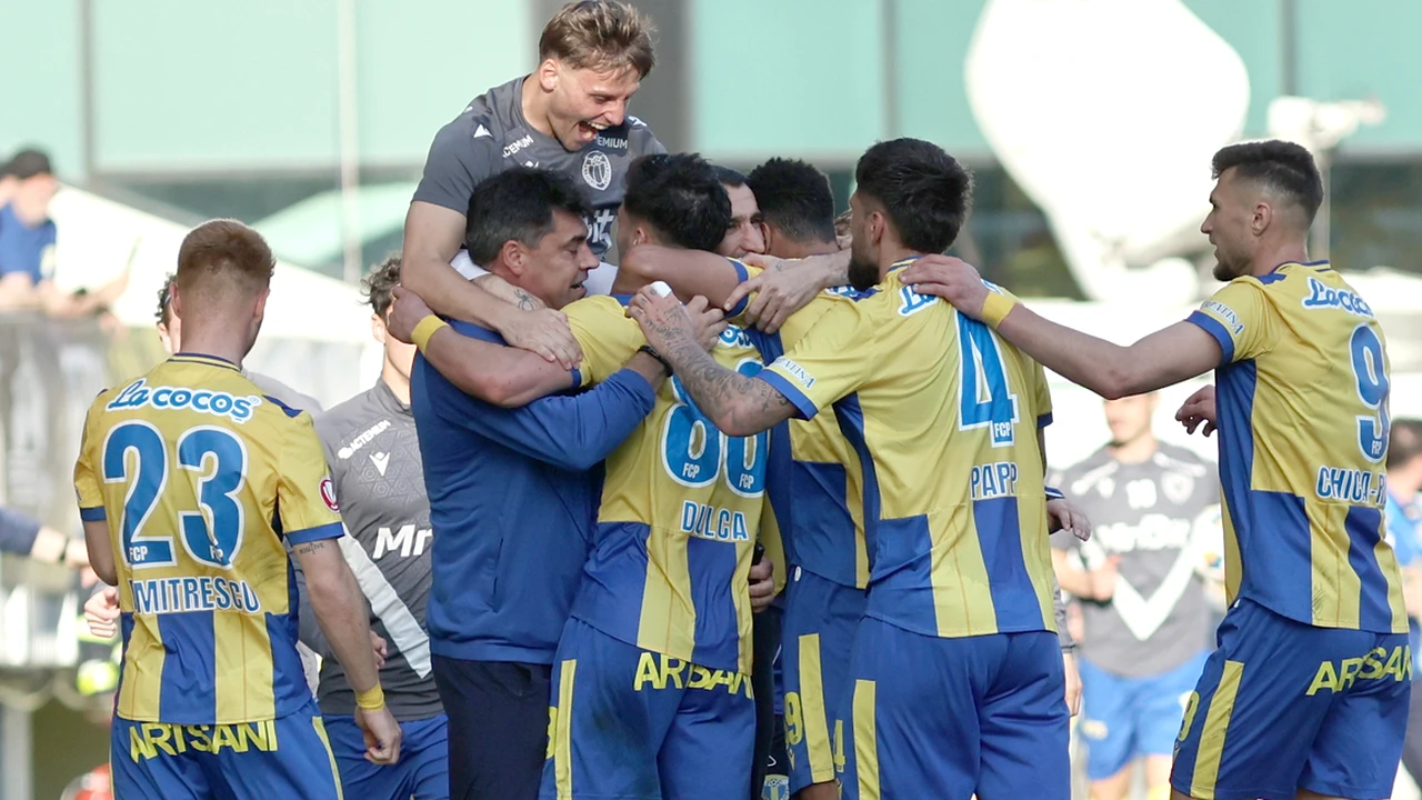 Petrolul – Csikszereda 2-0. Mehmet Topal a debutat cu victorie în al treilea său mandat pe banca ”lupilor”