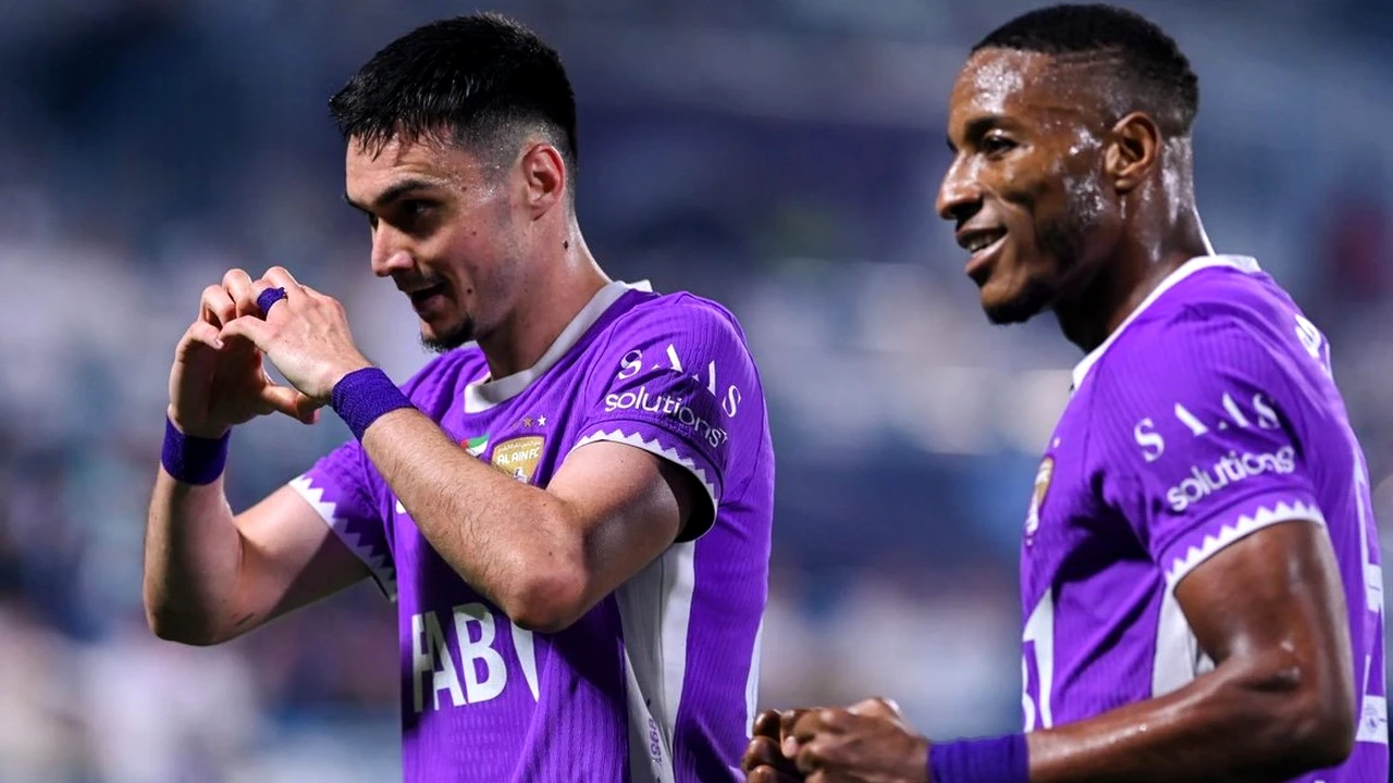 Lovitură pentru Adrian Şut! Presa din Emirate a dat vestea: „E pe lista neagră. Vor aduce un mijlocaş de clasă mondială”