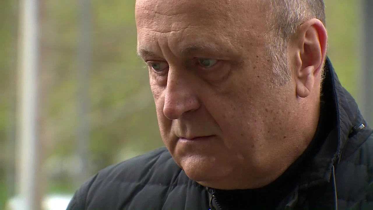 Lui Şucu i-au dat lacrimile la Arena Naţională. Gâlcă şi jucătorii Rapidului au venit şi ei pentru a-i aduce un ultim omagiu lui Mircea Lucescu