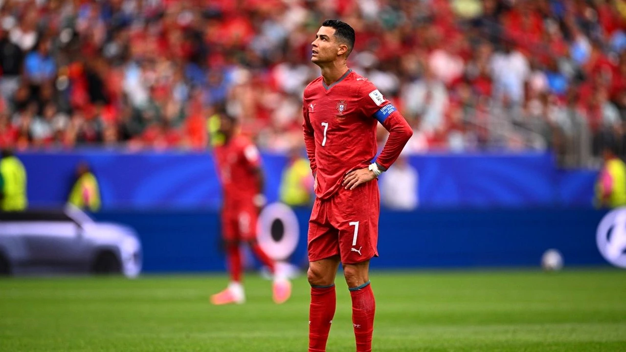 „Ronaldo a rămas acasă. A avut 21 de atingeri în meci. 19 din ele poate au fost la încălzire”. Panduru l-a distrus pe Ronaldo după remiza dintre Portugalia şi RD Congo