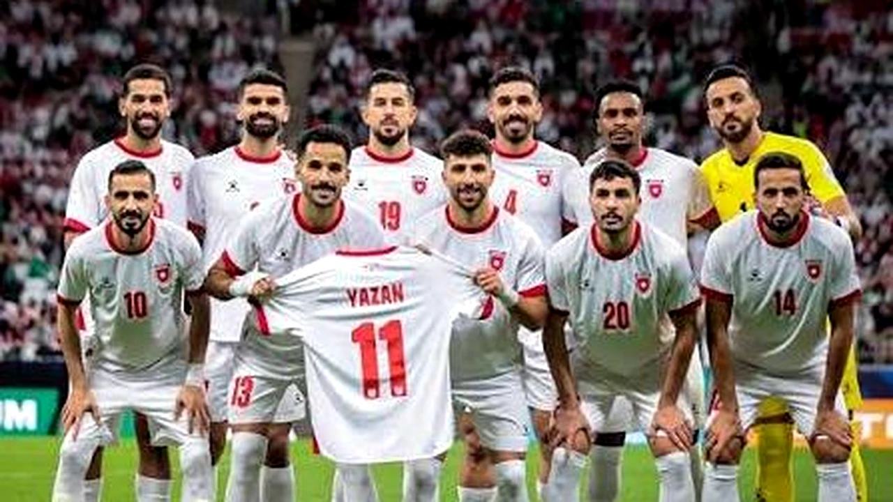 Convocat la naționala țării sale pentru Cupa Mondială, fotbalistul a ales să semneze în Superliga