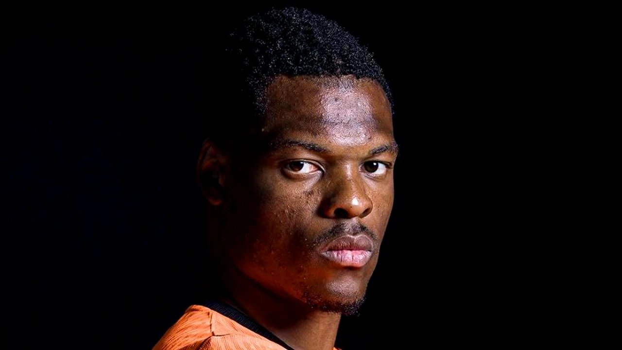 OFICIAL | Real Madrid l-a prezentat oficial pe Denzel Dumfries
