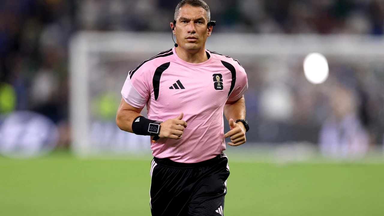 Istvan Kovacs, trimis acasă de FIFA. Câte meciuri a condus arbitrul român la Cupa Mondială din această vară