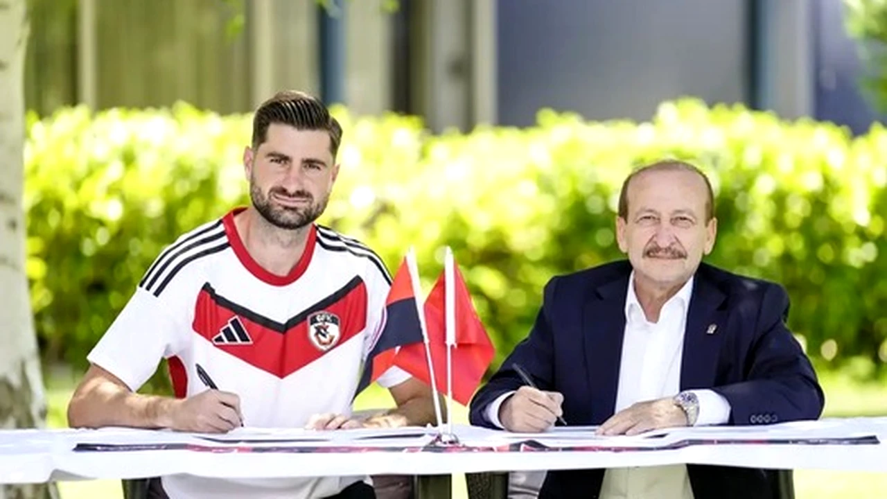 Florin Ștefan a semnat cu Gaziantep! Fundașul român va fi pregătit de Mirel Rădoi
