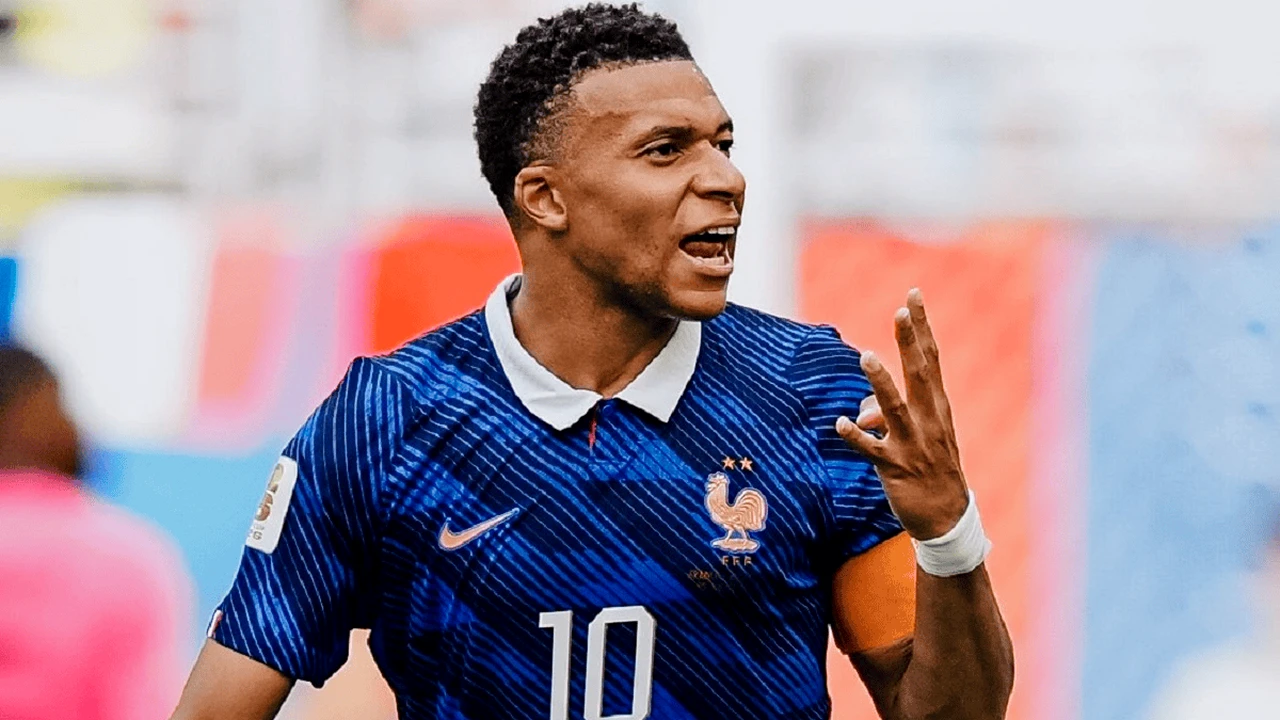 „L-am lăsat la greu”. Mbappe, discurs emoționant după despărțirea de Deschamps și recordul care îl duce peste Messi