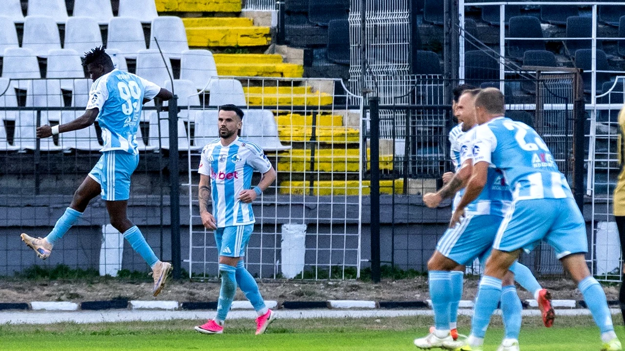 Corvinul, victorioasă în meciul cu Voluntari. Hunedorenii, pe loc de play-off