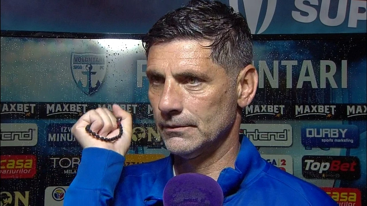 Florin Pîrvu nu s-a mai abţinut după eșecul cu Corvinul şi a criticat arbitrajul: „Nu mai pot! Lăsaţi-ne în pace!”