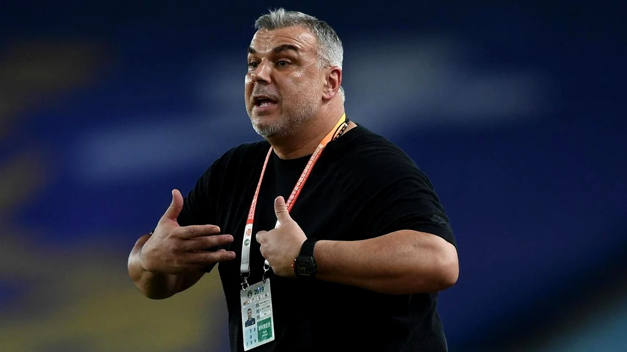 Olăroiu se face vecin cu Hagi. „Lui îi las investiția de 20 de milioane de euro!”