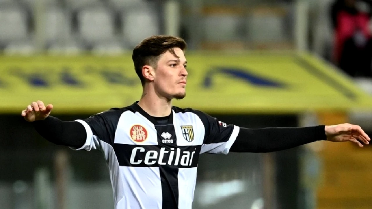 Dennis Man ar fi putut ajunge la Manchester City! Englezii ar fi dorit să apeleze la ilegalități pentru a-l aduce pe fotbalistul român