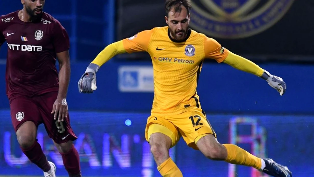 Tatăl lui Valentin Cojocaru e îngrijorat din cauza fiului blocat în Ucraina: ”Urmează să plece mâine dimineață spre Polonia, cu o mașină oferită de club. Soția mea e mai înspăimântată decât băiatul”