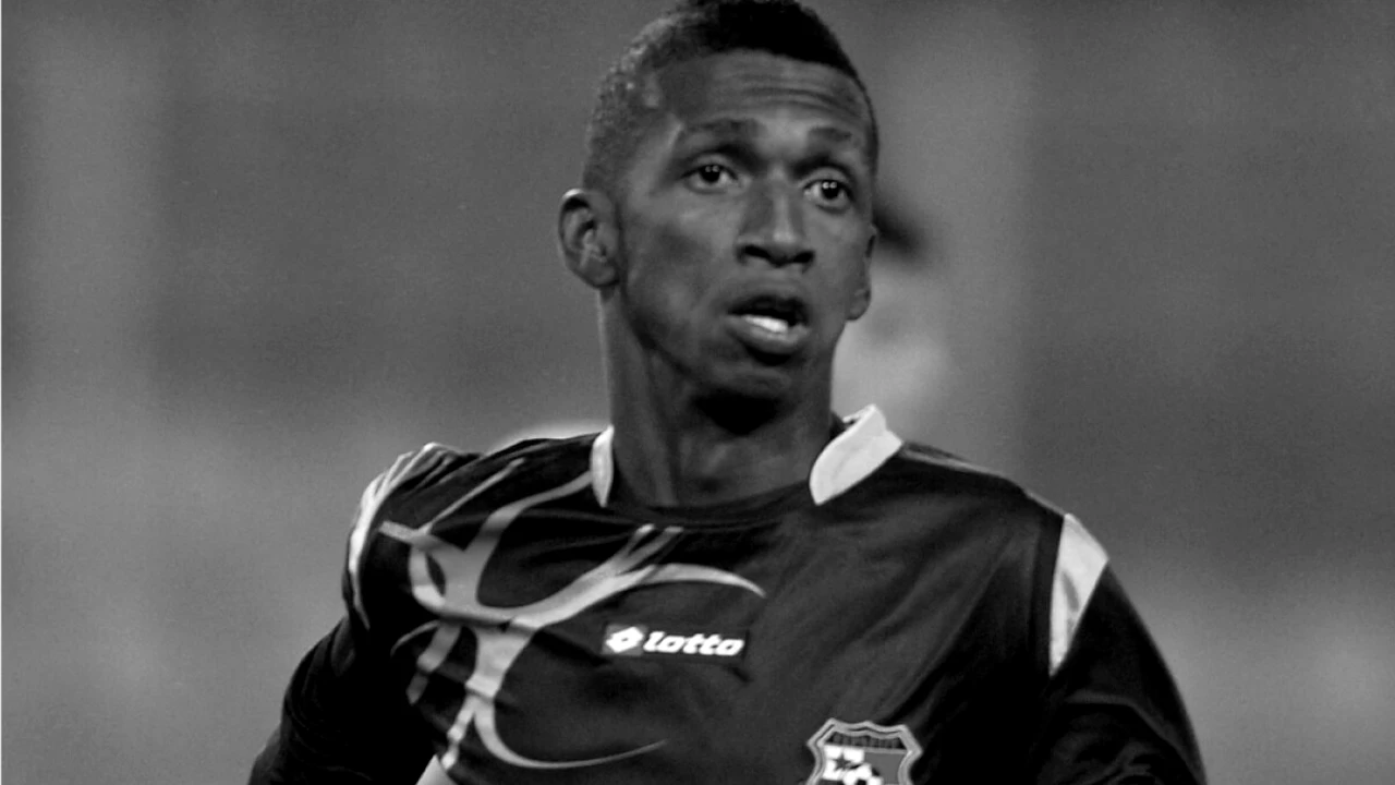 Fotbalul mondial lovit de o nouă tragedie. Un fotbalist a murit la doar 27 de ani