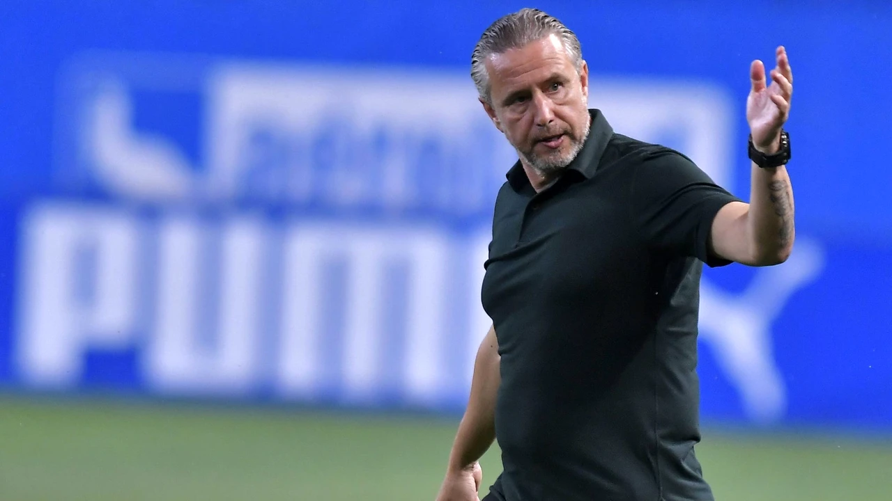 Reghecampf, eșec dureros în preliminariile Conference League. Neftchi Baku a fost dominată copios la debutul românului