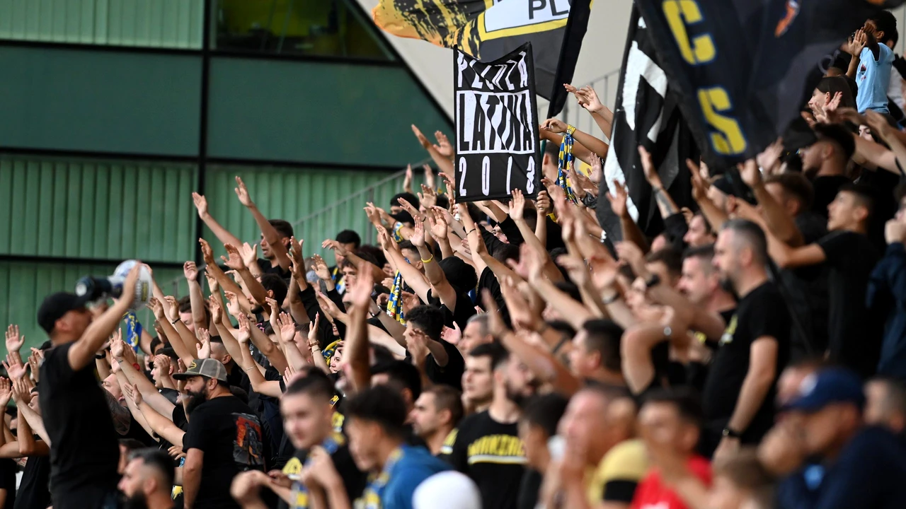 Anunț de ultimă oră: ce a făcut Rapid cu suporterii de la Petrolul pe care îi anunțase sâmbătă că nu pot intra pe Giulești
