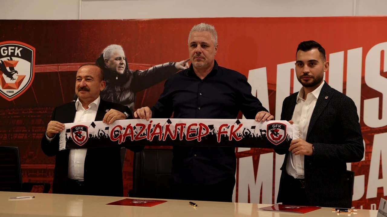 Șumudică a fost prezentat oficial la Gaziantep. Pe ce perioadă a semnat